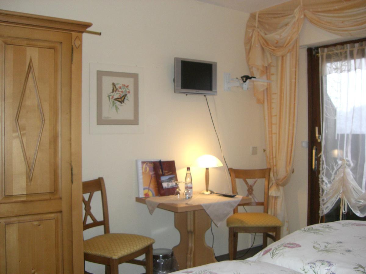 Hotel Dachsberger-Hof Wittenschwand ภายนอก รูปภาพ